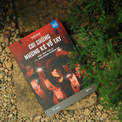 Sách - Coi Chừng Những Kẻ Vỗ Tay - AZ Việt Nam