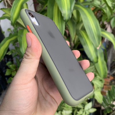 Ốp lưng chống sốc dành cho iPhone XR nút bấm màu cam - Màu xanh