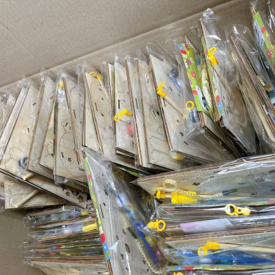 Lồng Đèn Trung Thu Gỗ Tự Tô Màu, Đèn Lồng Gỗ Thủ Công Handmade Nhiều Mẫu Dễ Thương Kèm Đèn Led - HÀNG CHÍNH HÃNG MINIIN