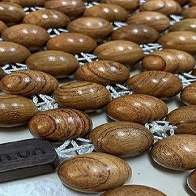 Chiếu Hạt Gỗ Hương Cao Cấp - Kích Thước 2,2mx2m hạt 1.6cm ( video , hình thật )