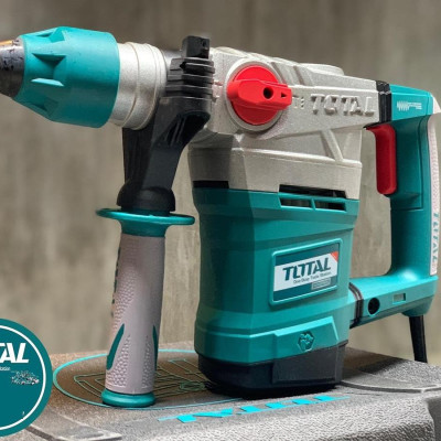 MÁY KHOAN ĐỤC BÊ TÔNG 36MM 1800W TOTAL TH118366 - HÀNG CHÍNH HÃNG