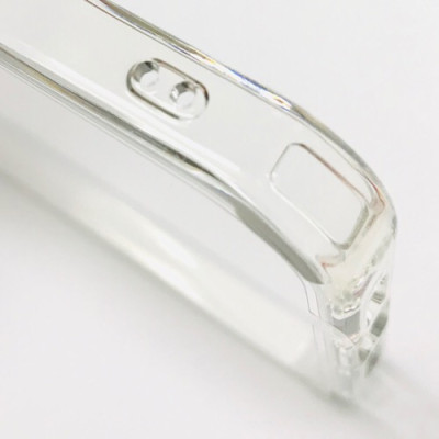Ốp lưng cho iPhone 13 Pro Max hiệu Likgus Clear Air Shock trong suốt (Không ố màu) - Hàng nhập khẩu