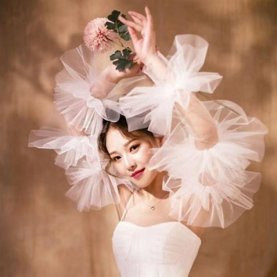 Găng tay nữ vải voan xếp ly phồng dễ thương mẫu mới t10-2023 - ĐEN