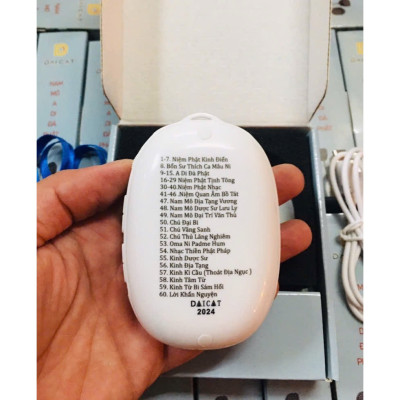 ĐÀI NGHE PHÁP lá Bồ đề có sẵn 60 bài trong máy- Có khe thẻ nhớ Jack tai nghe -Máy học tiếng Anh cho bé...-Hàng Chính Hãng