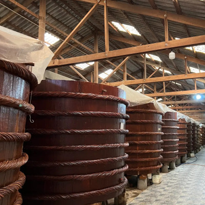 Đặc Sản Kiên Giang - Nước mắm truyền thống Phú quốc - Huỳnh Khoa - 43 đạm chai 1 lít