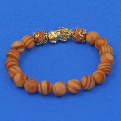 Vòng tay Gỗ Huyết Rồng 8 ly Charn Tỳ Hưu Phong Thủy inox vàng VGHRTHHKV8