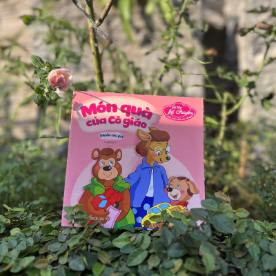 Bé Tập Kể Chuyện - Món Quà Của Cô Giáo (Tái Bản)