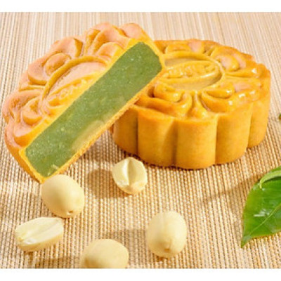 Bánh trung thu dinh dưỡng hạt sen trà xanh 0 trứng 150 gam 35A Bibica dành cho người ăn kiêng - tiểu đường