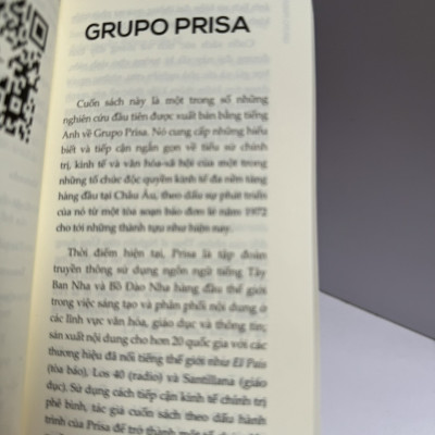 GRUPO PRISA - TRUYỀN THÔNG NÂNG CAO DÂN TRÍ VÀ VÌ TIẾNG NÓI CỦA NGƯỜI DÂN - Những Gã Khổng Lồ Truyền Thông Qua Góc Nhìn Kinh Tế Chính Trị - Luis A. Albornoz, Ana I. Segovia và Núria Almiron - Thơ Kiều dịch - Lyceum - NXB Đà Nẵng