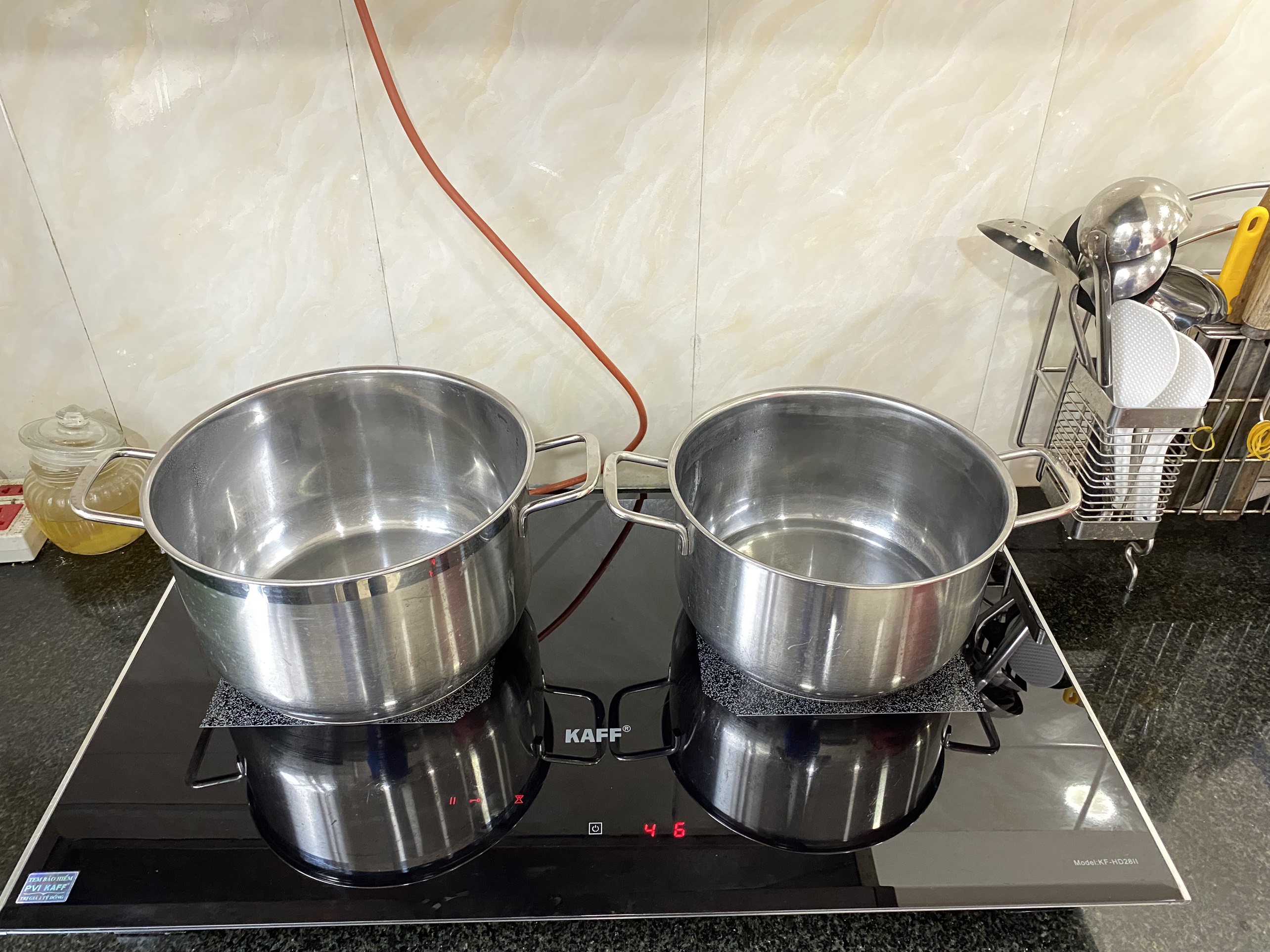 BẾP TỪ KAFF KF-HD28II. Hàng Chính Hãng