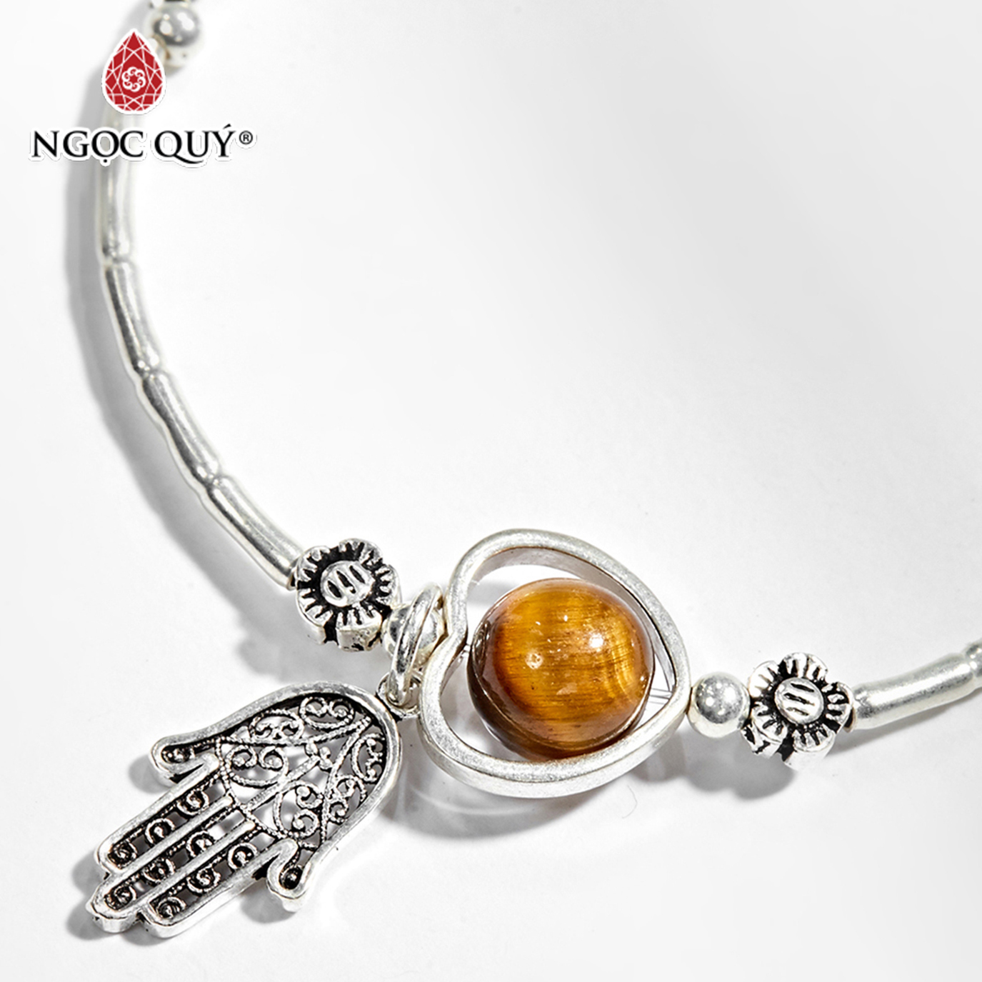 Vòng tay 1 hạt đá thiên nhiên phối charm bàn tay hamsa bạc - Ngọc Quý Gemstones