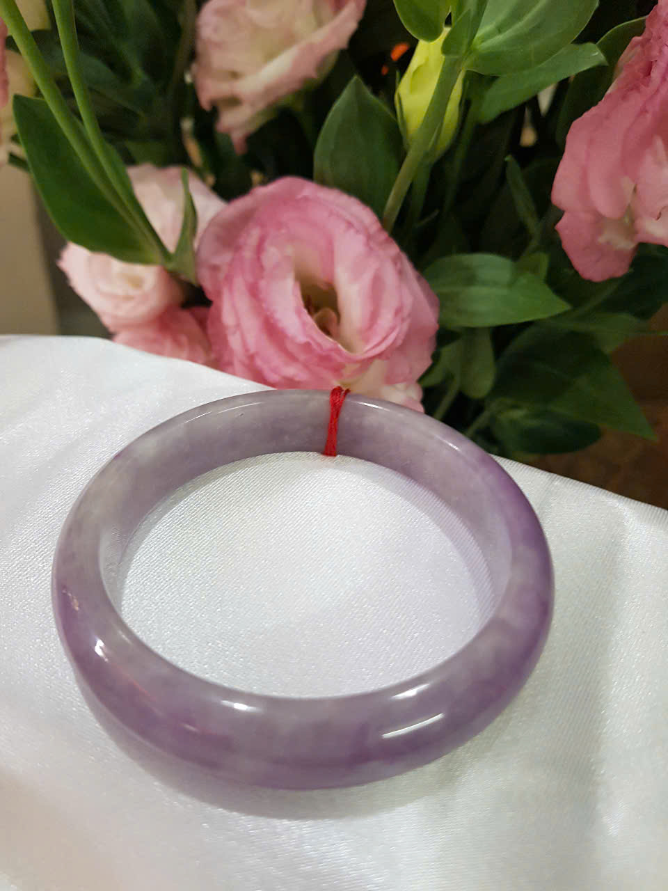 Vòng Cẩm Thạch mới Bản Hẹ Tím Nhẹ Ni 54mm Cao 12mm Dầy 7mm Màu tím nhẹ đều bóng đẹp Nữ mạng hỏa mạng thổ 50kg đến 55kg đeo ạ