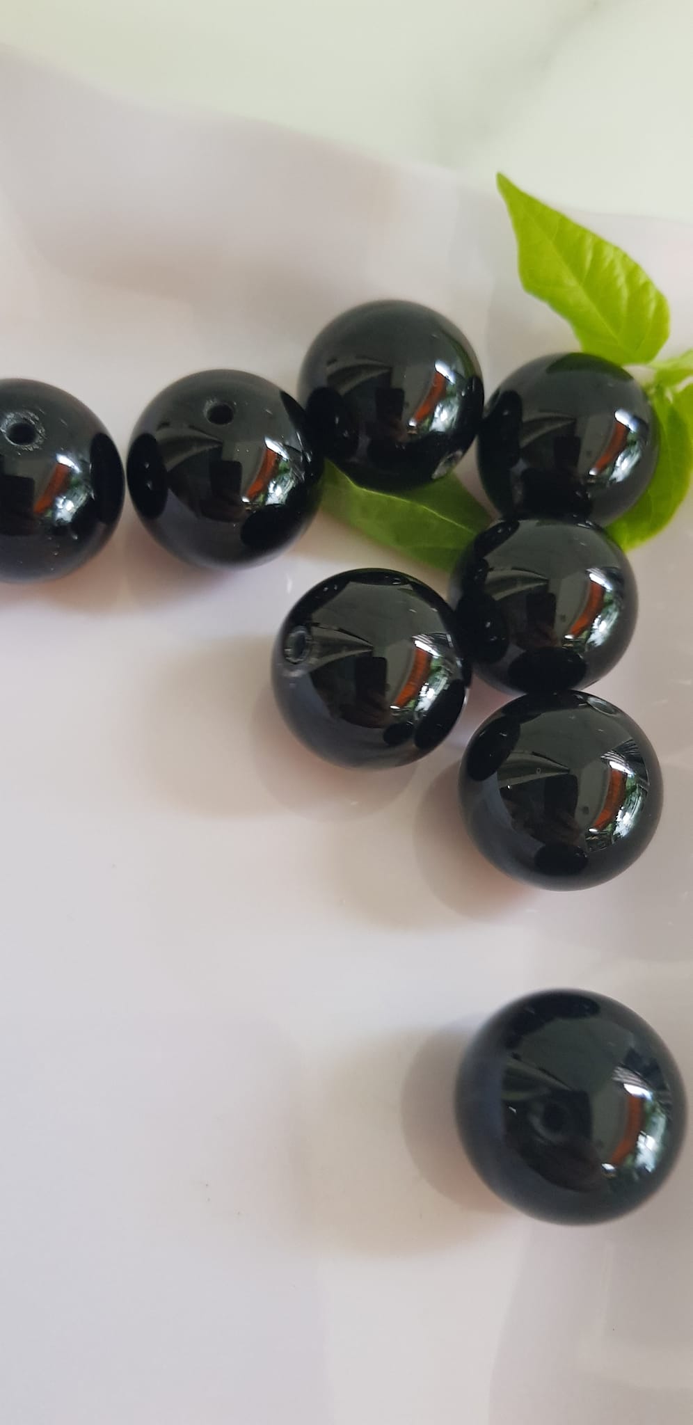 Hạt Lẻ rời Đá Mã Não Đen Đậm Đẹp phối vòng tay nam size lớn 20mm Hạt lẻ chuẩn hợp các Anh mạng Thuỷ , mệnh Mộc dành cho các anh cần hạt đá lẻ ạ