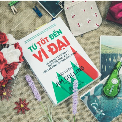 Combo Lãnh Đạo và Quản Trị: Từ Tốt Đến Vĩ Đại + Nhà Lãnh Đạo Không Chức Danh (Bộ 2 cuốn Bài Học & Kỹ năng Phát Triển Kinh Doanh, Quản Trị, Lãnh Đạo đỉnh cao của các công ty hàng đầu thế giới)  - Tặng kèm Bookmark Happy Life