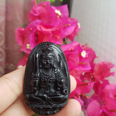 Mặt Dây Chuyền Bất Động Minh Vương Độ Mệnh Nam Tuổi DẬU  Chất liệu đá mã não đen Hợp Nam mệnh Thủy, mệnh Mộc  Size nam C53mm x N39mm x S11mm ạ