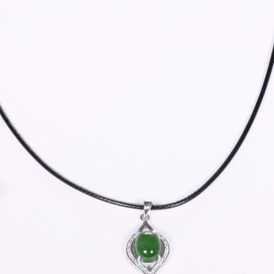 Mặt dây chuyền hoa văn đá ngọc bích mệnh hỏa, mộc - Ngọc Quý Gemstones