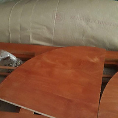 Kệ góc tam giác 5 tầng làm bằng gỗ tự nhiên