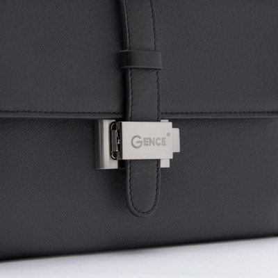 Clutch Cầm Tay Nam Da Bò Taiga HT10 Màu Đen