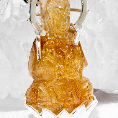 Mặt dây chuyền phật bà quan âm tóc vàng bọc bạc Ngọc Quý Gemstones