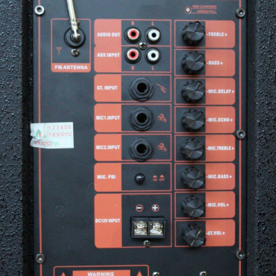 Loa Kéo Di Động Karaoke Bass 40 BMD LK-40B60 (800W) 4 Tấc - Màu Ngẫu Nhiên - Chính Hãng