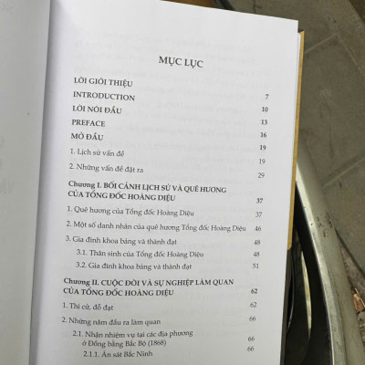 (Bìa Cứng) CUỘC ĐỜI, SỰ NGHIỆP CỦA TỔNG ĐỐC HOÀNG DIỆU VÀ CÔNG CUỘC GIỮ THÀNH HÀ NỘI - Nguyễn Quang Hà, Hà Thị Thanh - Tri Thức Trẻ 