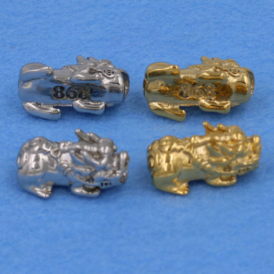 Chuỗi đeo tay gỗ đỏ 12 ly - cẩn Tỳ Hưu inox vàng VGOTHV12