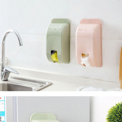 Hộp nhựa đựng túi nilong 29.8x14x9.8cm (màu ngẫu nhiên) - Henrysa