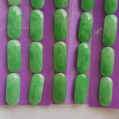 Bộ Lắc Tay Yên Ngựa Mới 4 viên Xanh Ngọc Tươi đều bóng đẹp  Size Dài 20mm x Ngang 9mm x cao 3mm Đá Ngọc Cẩm Thạch tự nhiên  Nữ mệnh mộc hỏa thủy bọc vàng đeo đẹp sang món quà tặng ý nghĩa gửi đến Mẹ và người thân ạ