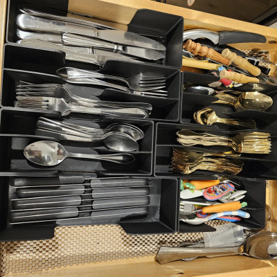 [Hộc khuyết] Hộc chia ngăn kéo thông minh – Giải pháp hoàn hảo cho ngăn kéo gọn gàng