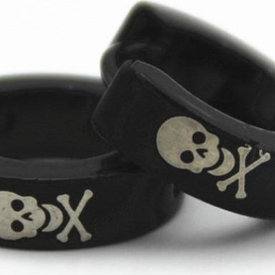 Khuyên tròn đen khuyên tai nam cá tính