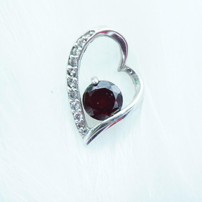 Mặt dây chuyền bạc 925 đính đá Garnet ngọc hồng lựu tự nhiên kiểu trái tim MDG1