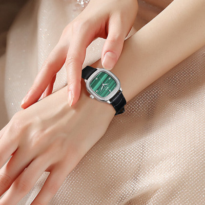 Đồng hồ nữ chính hãng I&W CARNIVAL IW632L-2 Kính sapphire ,chống xước ,Chống nước 30m ,Bảo hành 24 tháng,Máy điện tử(Pin),dây da cao cấp, thiết kế đơn giản dễ đeo