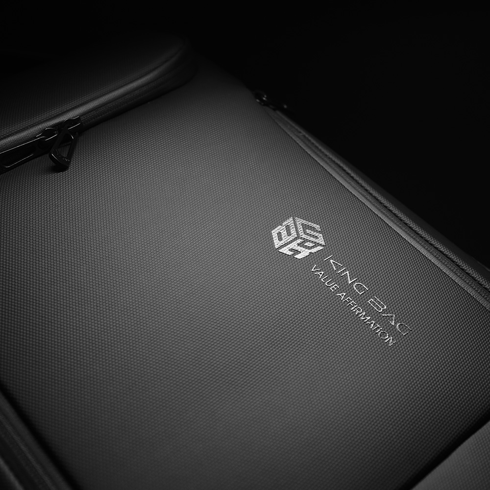 Balo laptop 15” KINGBAG ZELOS thời trang, tích hợp cổng USB đa dụng, vải trượt nước, màu đen - Hàng chính hãng