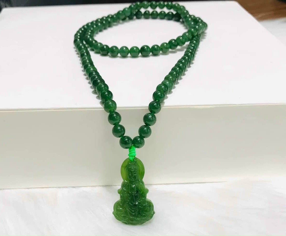 Vòng cổ ngọc bích quan âm