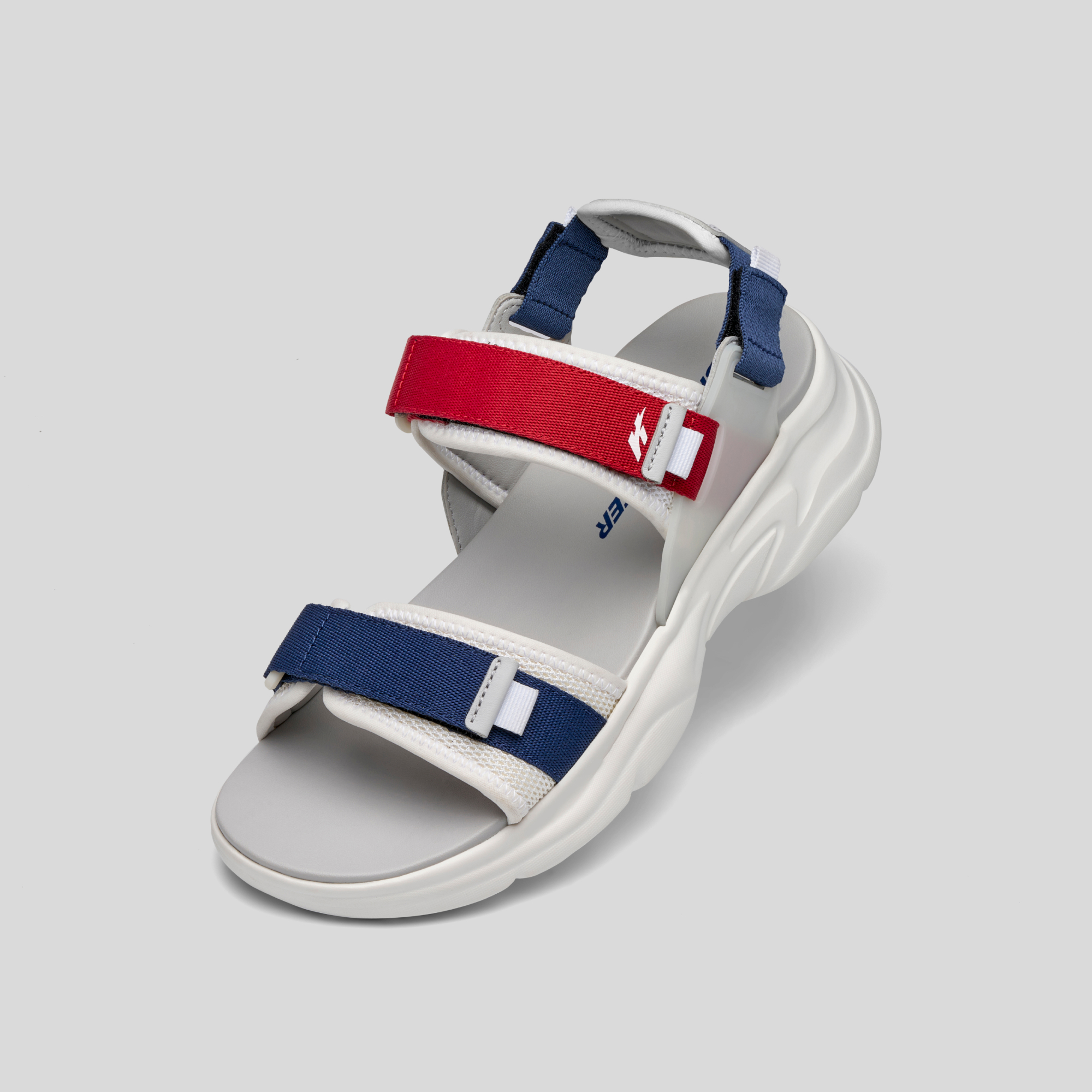 Sandals Thể Thao Nam Biti’s Hunter X Dune – Festive Edition 2K24 HEM001300TRG (Trắng)