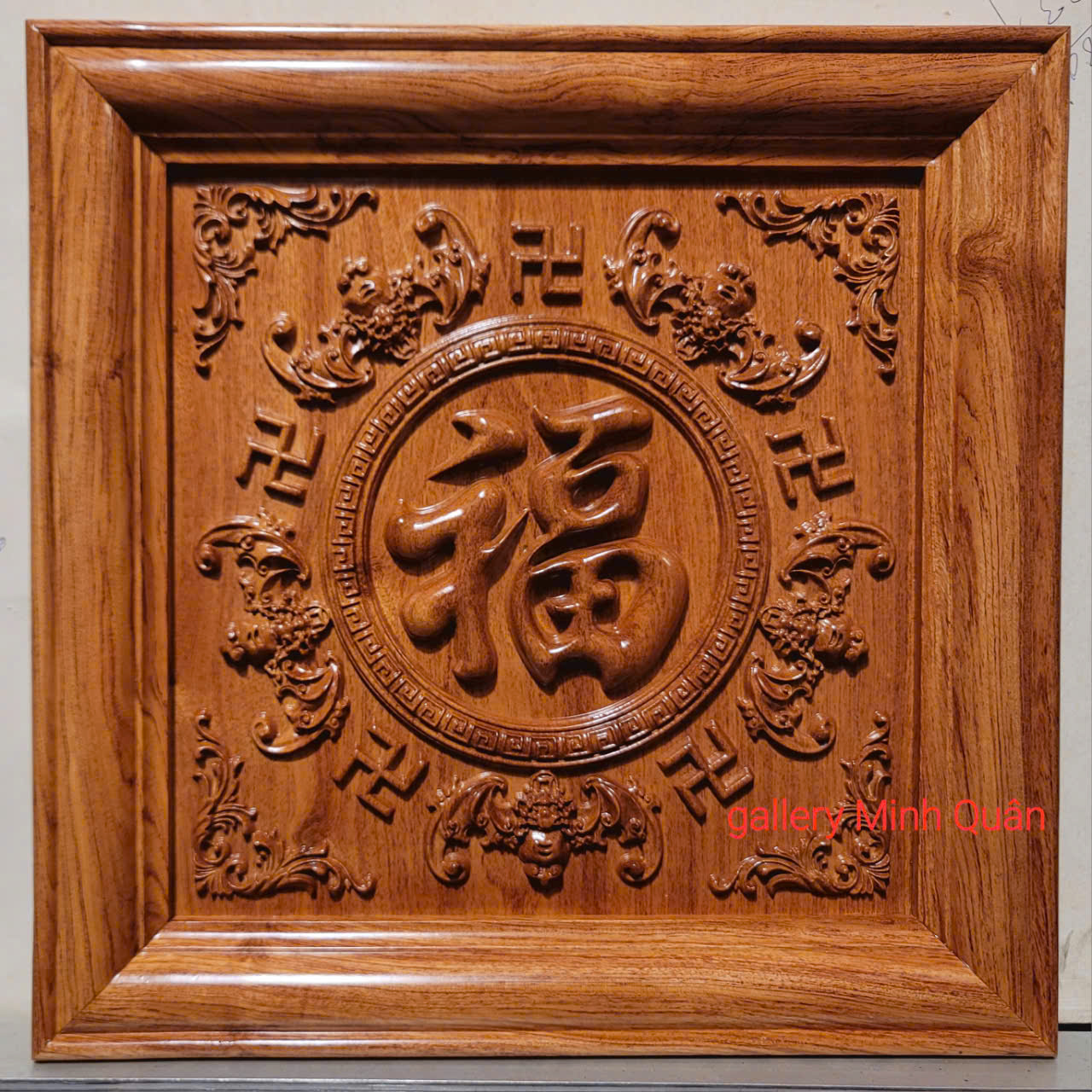 Chữ Ngũ Phúc (chữ Phúc 5 con dơi) treo trấn phong thủy