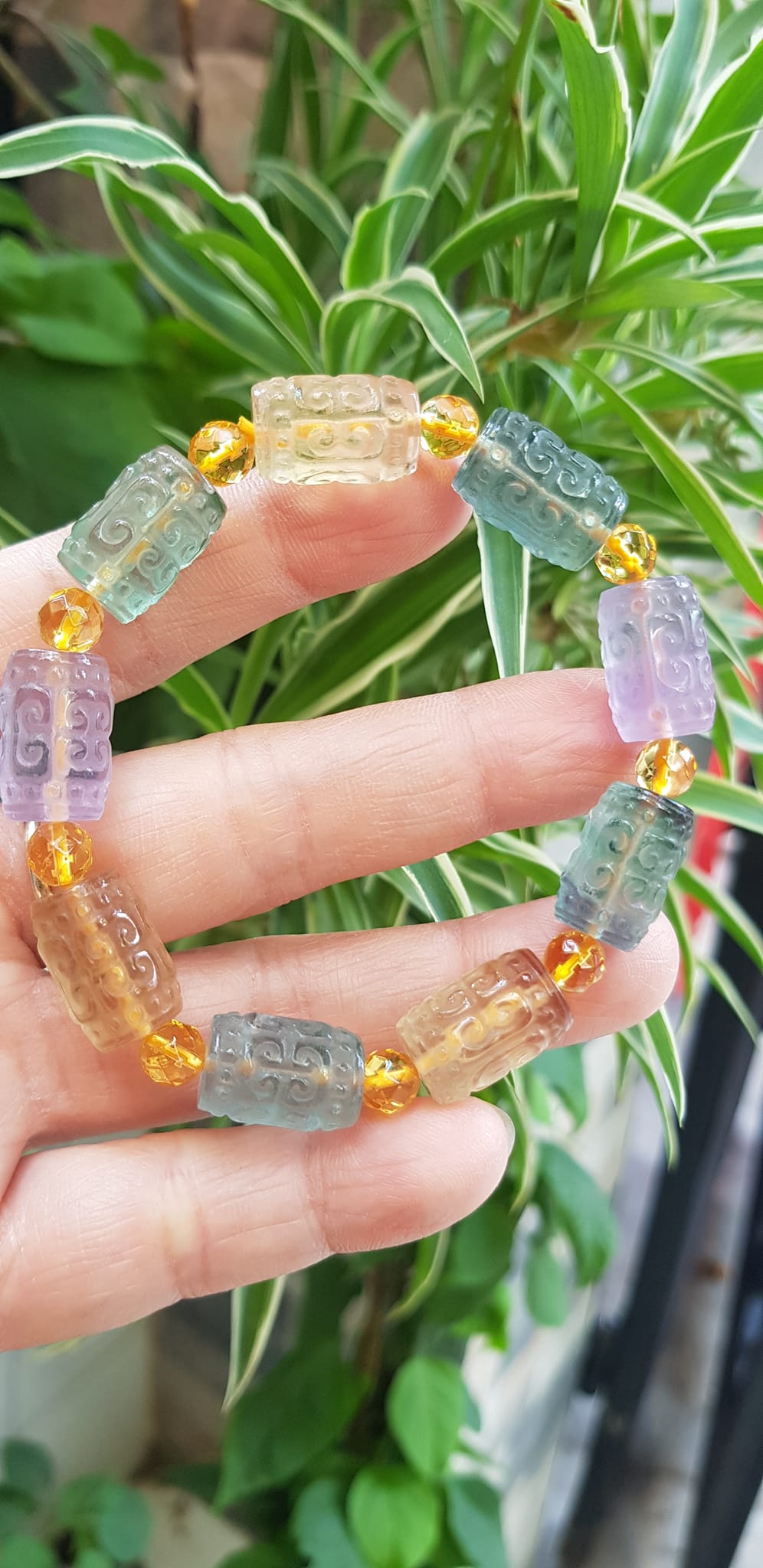 Vòng Tay nữ charm cao cấp Đá Fluorit tự nhiên đa sắc màu kiểu hạt 10mm phối tròn đẹp sang các Chị đeo xinh tay may mắn tài lộc cả năm ạ