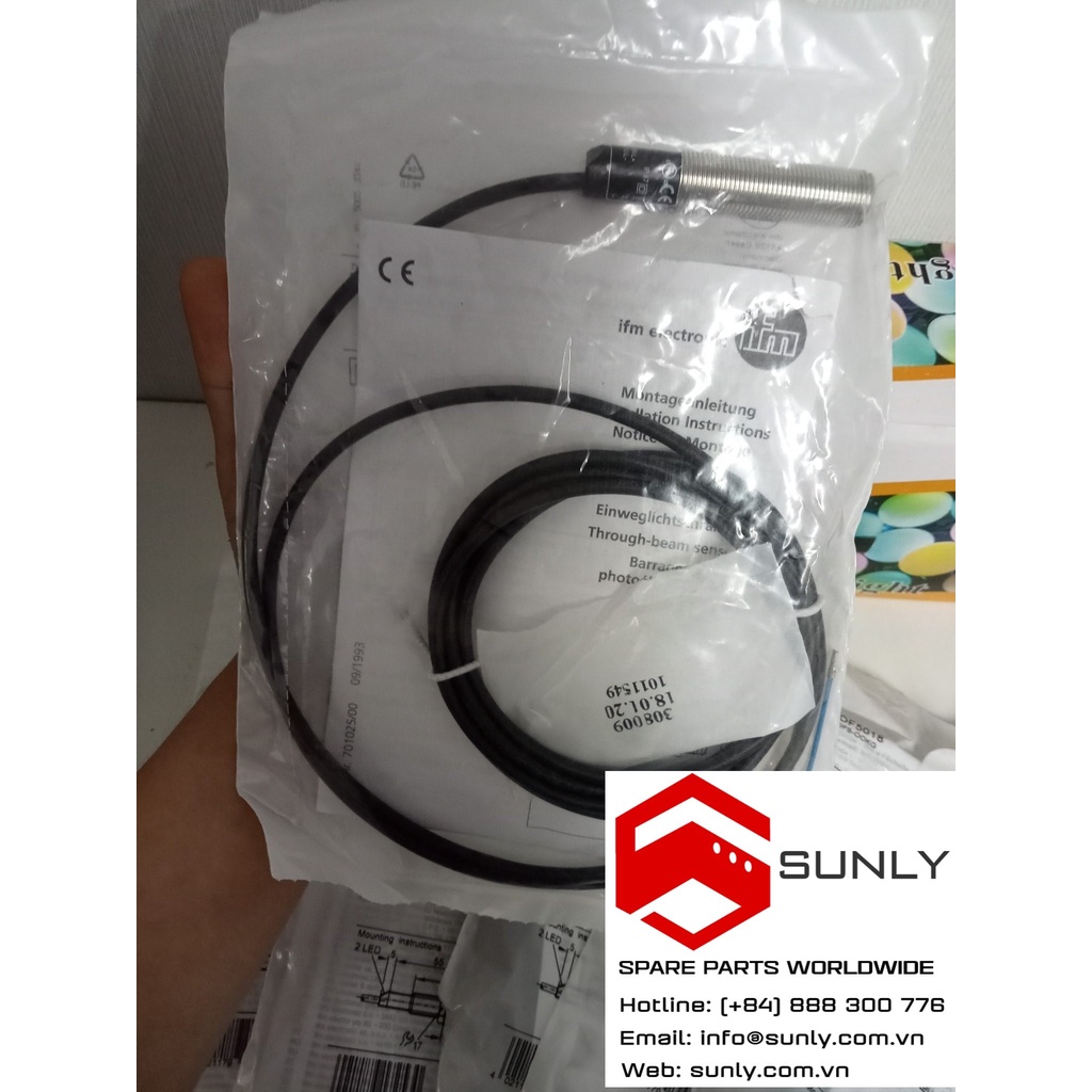 Bộ thu cảm biến xuyên tia OF5018 IFM - Hàng Chính Hãng
