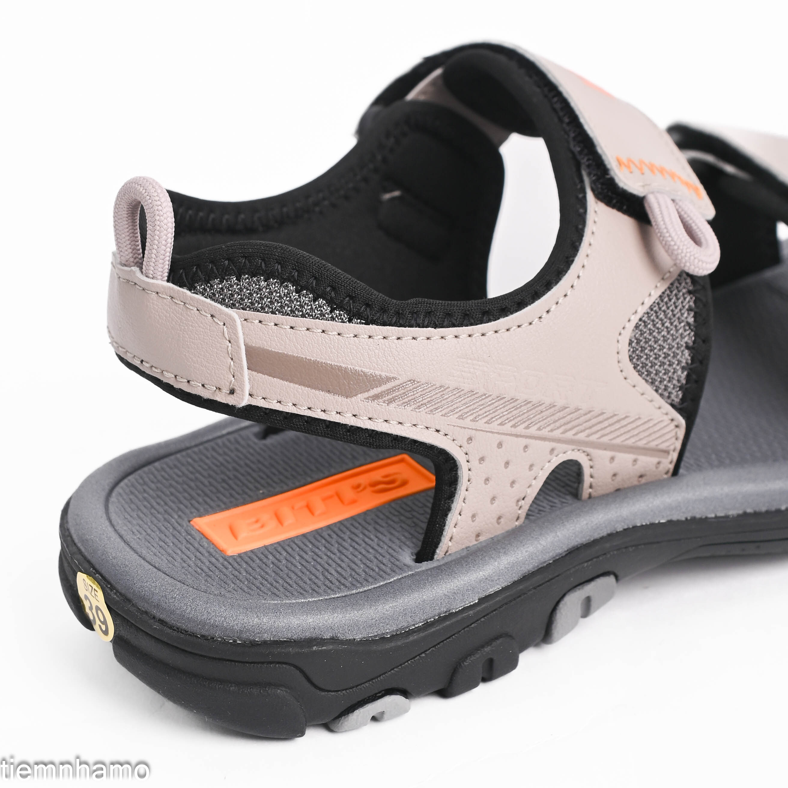 Sandal Biti