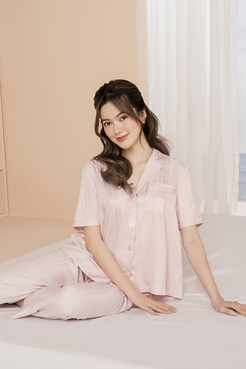 Bộ Đồ Satin Lửng Nữ Vincy Thoáng Mát BLS014W81