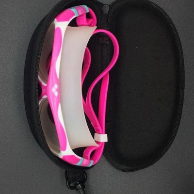 Hộp đựng mắt kính có móc treo, Hộp đựng mắt kính thiết kế khóa kéo có móc treo nhỏ gọn tiện dụng - Màu đen