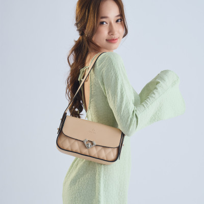 Túi Yuumy ( Thời trang nữ hình chữ nhật khóa cài kim loại size 23 - Túi đeo vai da Seasand YN234 )