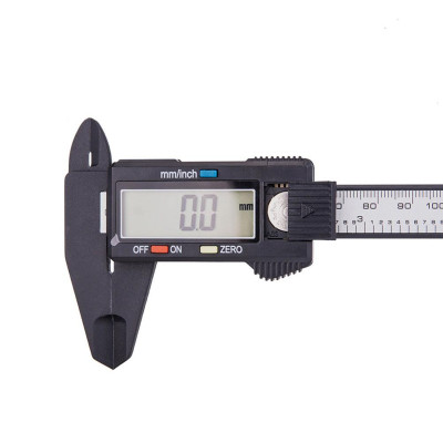 thước kẹp điện tử cho phép đọc chính xác số đo từ 0.01mm thông qua màn hình LCD sắc nét