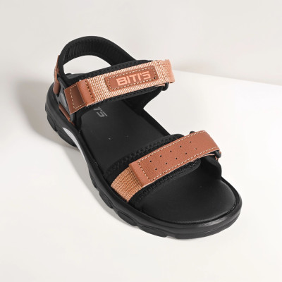Sandal Biti