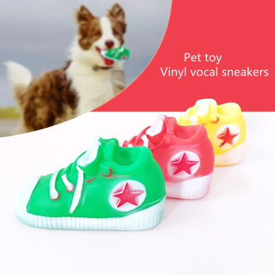 Đồ Chơi Gặm Cao Su Hình Chiếc Dép Có Kèn Bóp Kêu Chíp Chíp Cho Chó Mèo