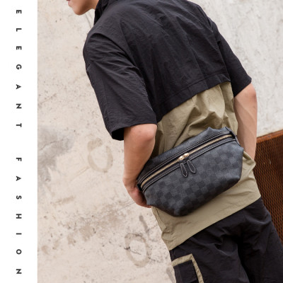 Túi đeo chéo nam phong cách mới  - BEE GEE DCN9299