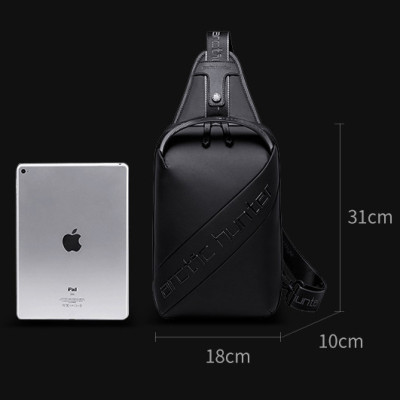 Túi đeo chéo nam cao cấp phong cách châu âu  – BEE GEE DCN9322