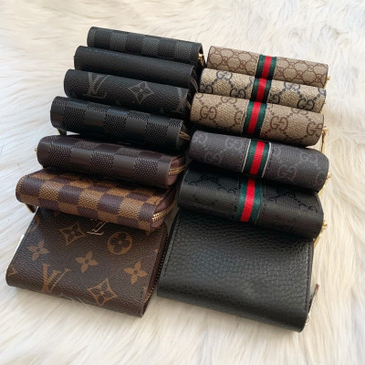 Ví da  ngắn mini cầm tay nữ nhiều ngăn da PU cao cấp, chất da mềm mịn .dùng đựng thẻ , giấy tờ xe , đựng tiền nhỏ gọn và tiện lợi phong cách nữ tính, trẻ trung , hiện đại  