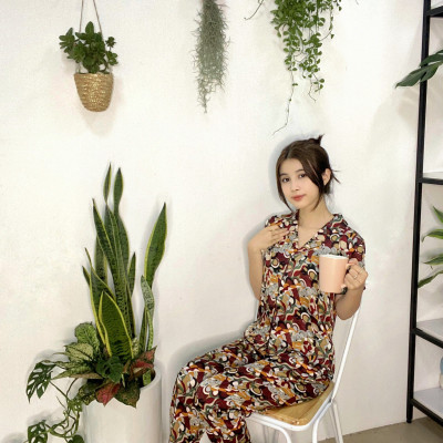 Bộ Pyjama nữ, đồ mặc nhà VILADY- B139 Quần Dài Tay Cộc Họa Tiết Con sò Màu Đỏ Đô, chất liệu lụa Pháp