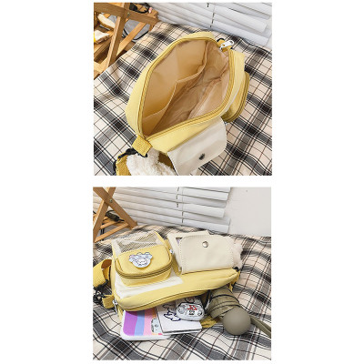 Túi đeo chéo nữ đi chơi, túi xách nữ đeo vai messenger kèm huy hiệu hoạt hình dễ thương IDIGO FF6 - 2017